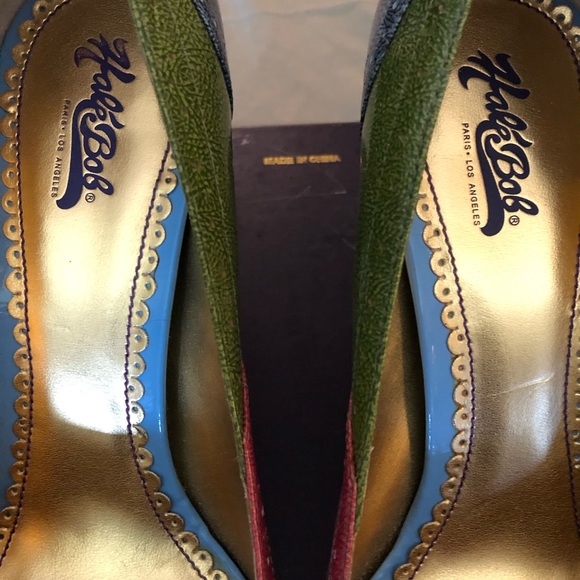 Shoes - Picture 5 of 6